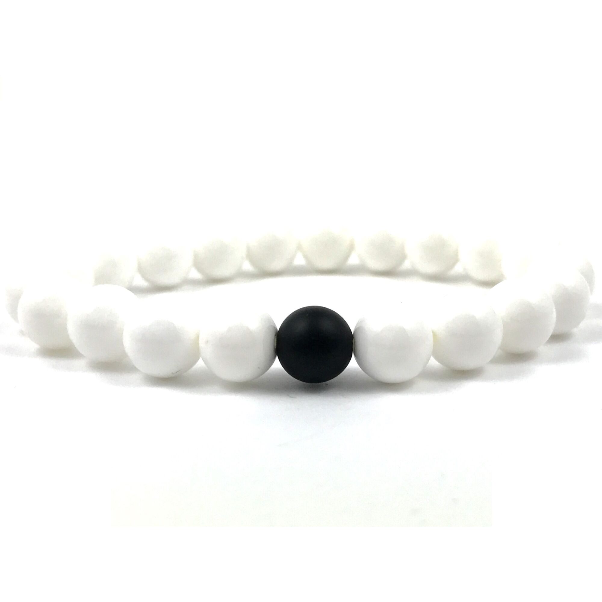 Nacre and matte onyx fleck pearl bracelet