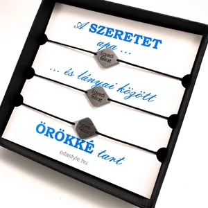 Apa-Lányai zsineg karkötő gravirozható rombusz medállal  Fekete