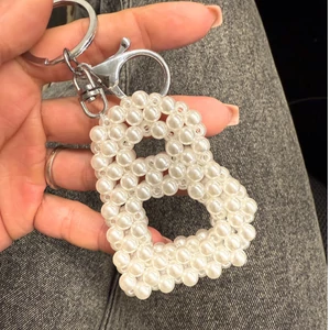 Kulcstartó "B" betű több színben