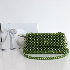 Metal green