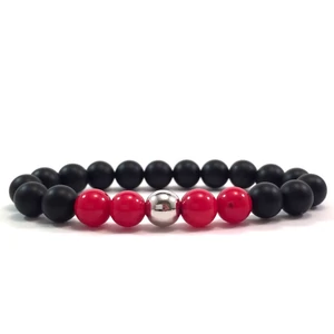 Matt ónix és korall ezüst gyöngy karkötő