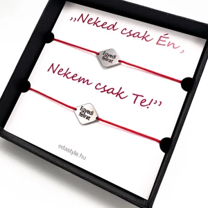 Páros karkötő EGYEDI gravírozott rombusz medállal Piros