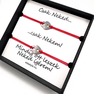 Páros karkötő lakat medállal Piros