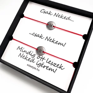 Páros karkötő gravírozható kör medállal Piros