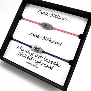 Páros karkötő EGYEDI gravírozott ovál medállal Rózsaszín-Kék