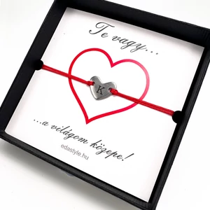 Világom közepe... karkötő gravírozható szív medállal Piros