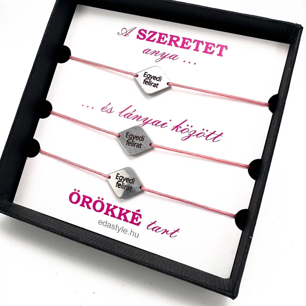 Anya-Lányai zsineg karkötő gravirozható rombusz medállal Rózsaszín