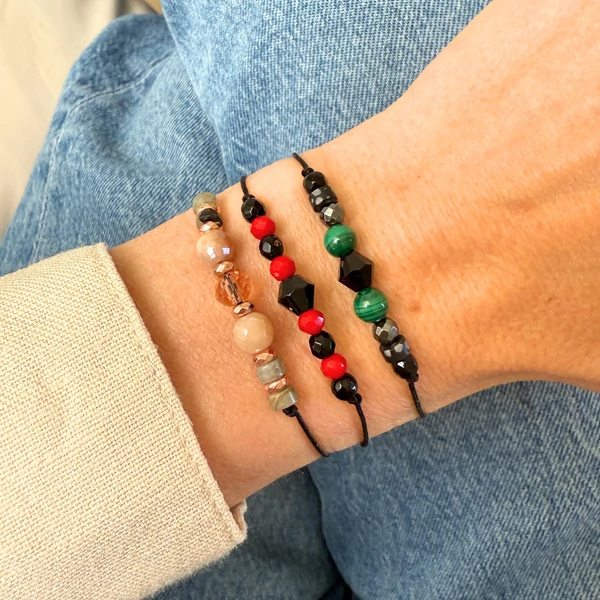 Holdköves zsineg karkötő