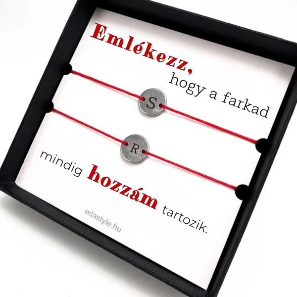 Hozzám tartozol Páros karkötő EGYEDI gravírozható kör medállal Piros
