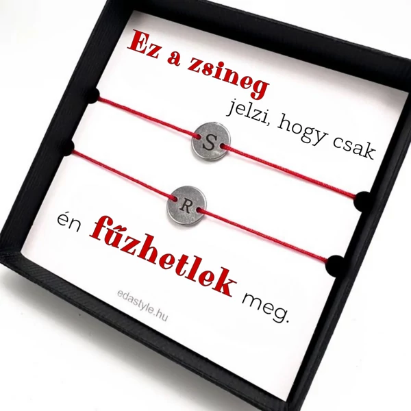Fűzhetlek Páros karkötő EGYEDI gravírozható kör medállal Piros