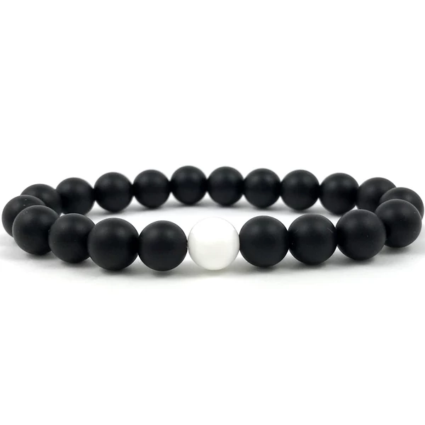 Matt ónix és gyöngyház fleck karkötő 