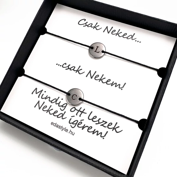 Páros karkötő gravírozható kör medállal Fekete
