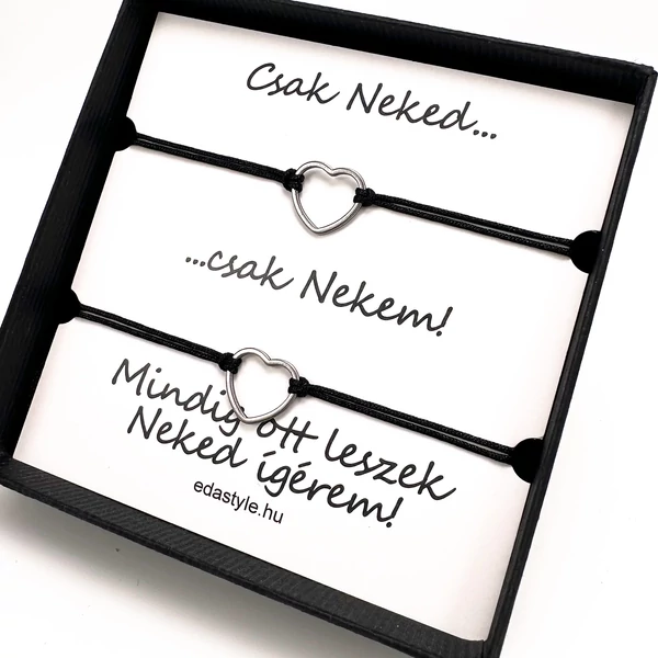 Páros zineg karkötő arany szív medállal Fekete