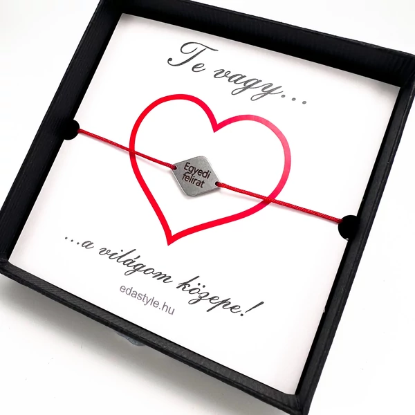 Világom közepe... karkötő gravirozható rombusz medállal Piros